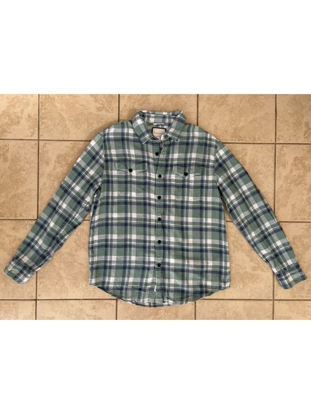 American Eagle Super Soft Flannel Shirt Men's Medium Green Blue Plaid Cotton